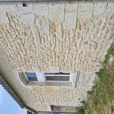 La Renaissance Holiday home Lesparre-Medoc